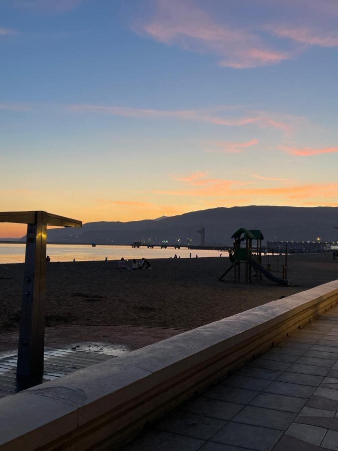 Espectacular Vivienda Junto A La Playa Y Paseo Maritimo En Almería Kültér fotó
