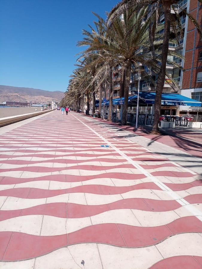 Espectacular Vivienda Junto A La Playa Y Paseo Maritimo En Almería Kültér fotó